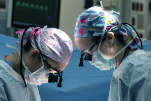 Drs. Dickie and McNamara of the Colorectal and Pelvic Malformation Center care in the operating room.
